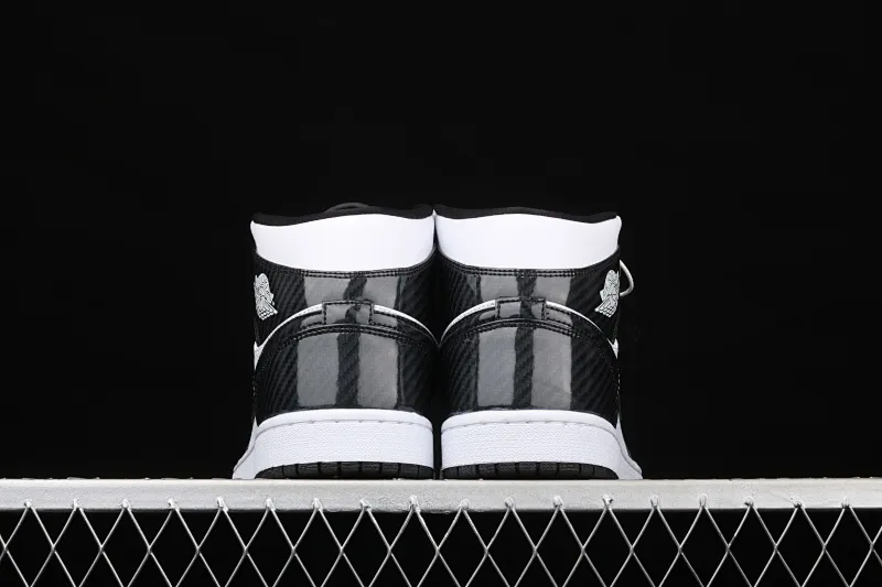 All Categories Air Jordan Jordan Series Basketball Shoes Air Jordan 1 Mid Air Jordan 1 Mid "All-Star" AJ1 Joe 1 China All-Star Black and White Patent Leather Mid-top Versatile Casual Sports Shoes DD1649-001